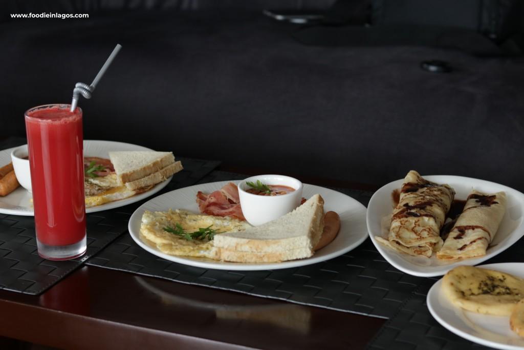 English Breakfast Spread The-Autobiography-Restaurant-Lounge-Lekki-Sangotedo The-Autobiography-Restaurant-Lounge-Lekki-Sangotedo