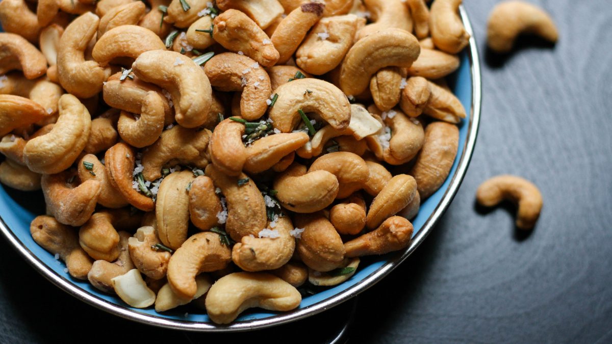 healthy-snacks-for-the-peckish